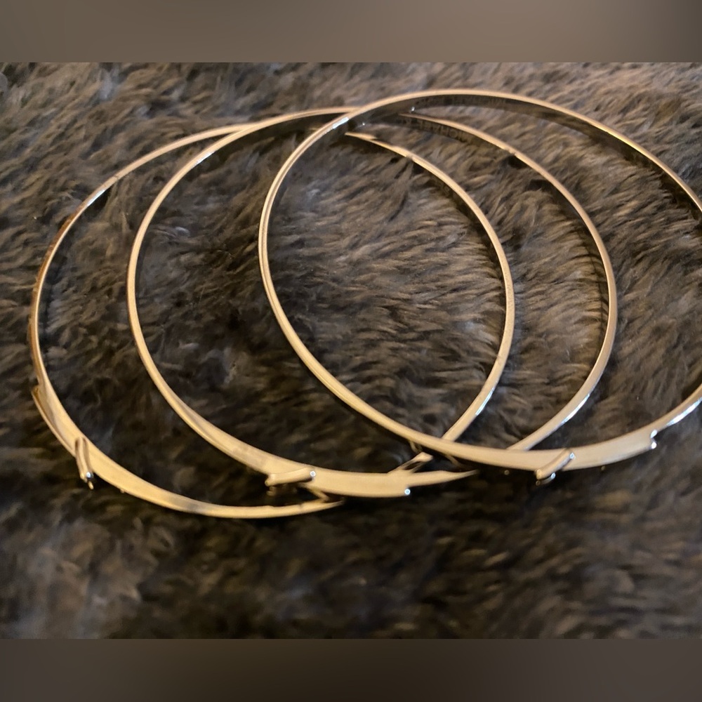 Michael Kors Shiny Silver Bangle Trio - Picture 3 of 3